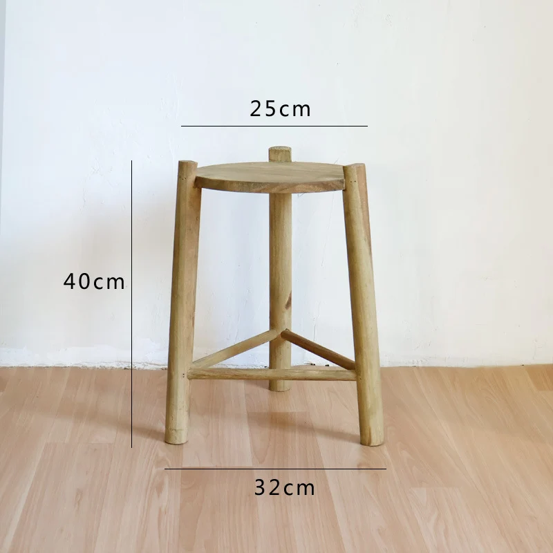 Massiver Holz-Hocker Karnz