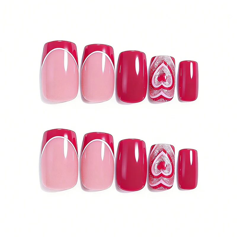 Herz-verzierte Nagelkunst Karnz