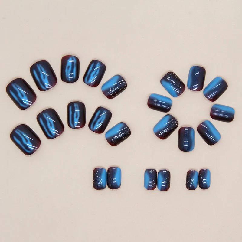 Glänzende Gel-Nagelverlängerungen Karnz