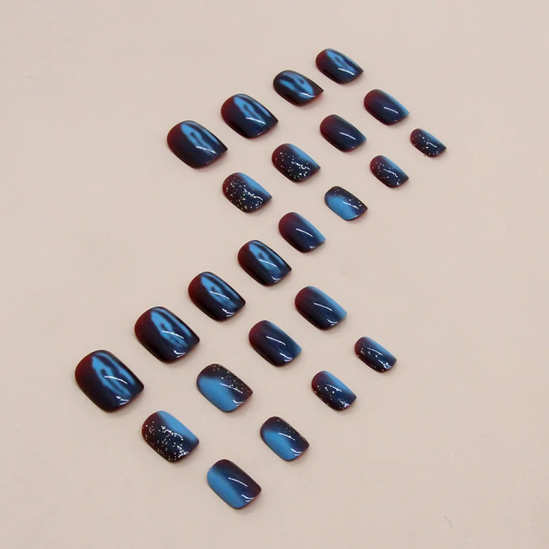 Glänzende Gel-Nagelverlängerungen Karnz