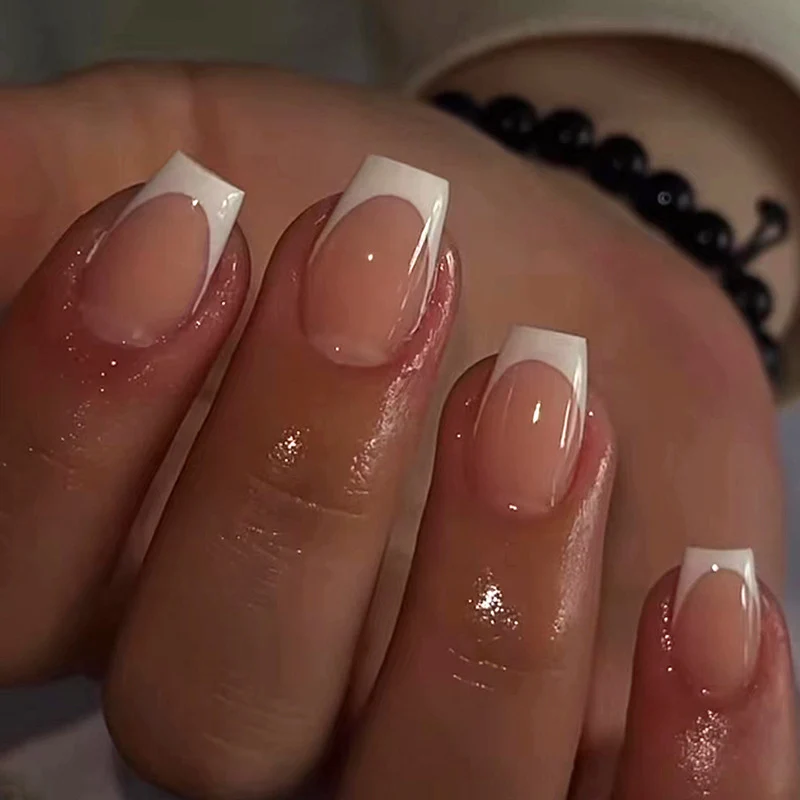 Französische Tip Acrylnagelerweiterungen Karnz