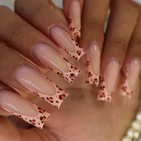 Artistic Nail Design Karnz