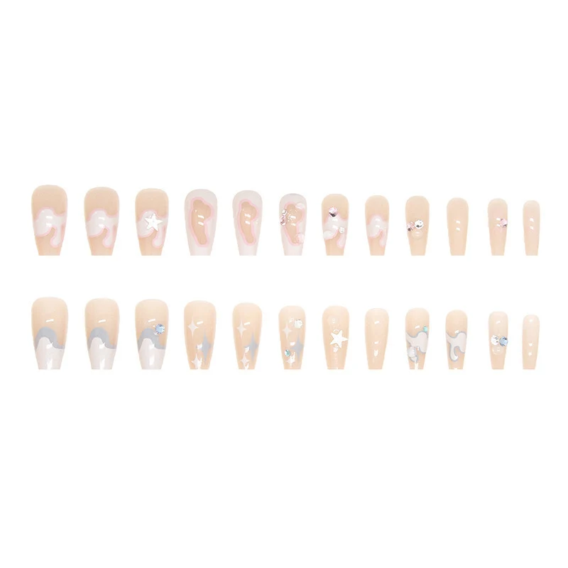 Künstlerische Nagelverlängerungen Karnz