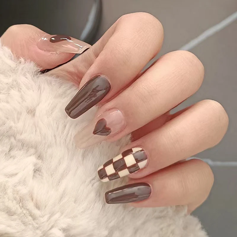 Künstlerische Karierte Nagelkunst Karnz