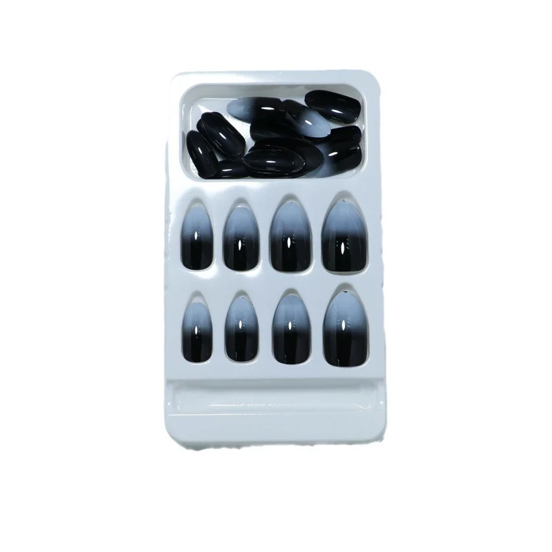 Natürliche Glossy Press-On Nail Tips Karnz