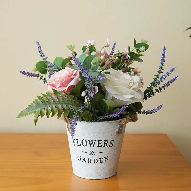 Dekorativer Kunstblumenstrauß Karnz