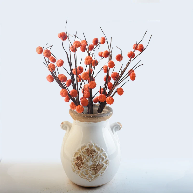 Elegante Keramikvase mit Ziermuster Karnz