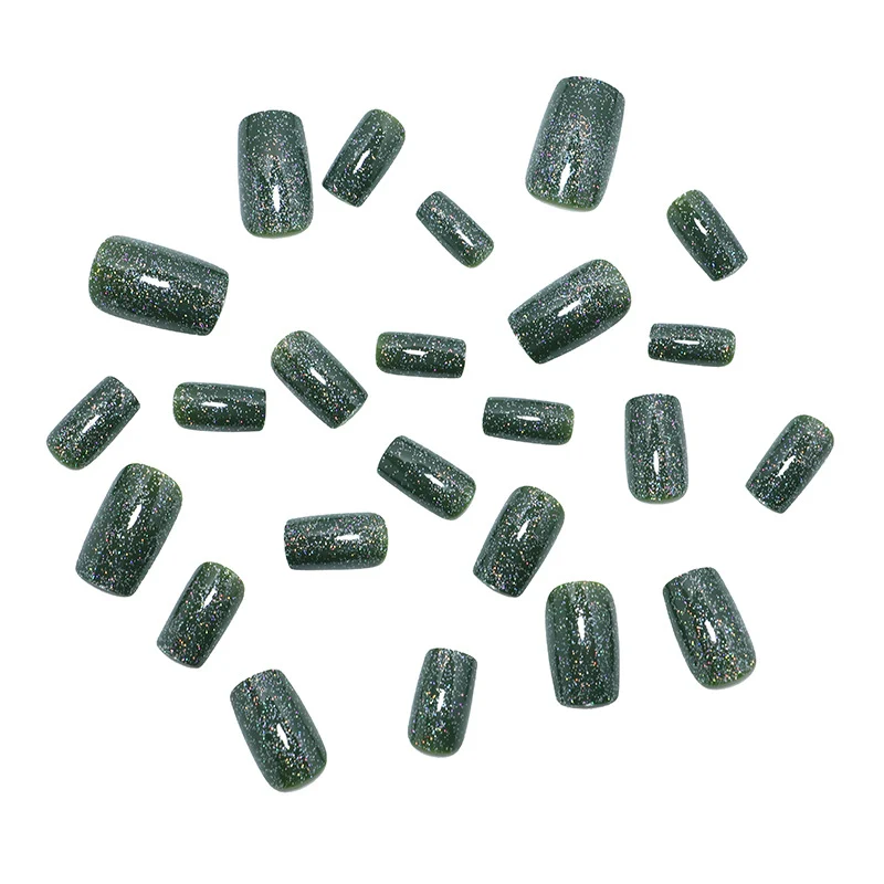 Glitzernde Press-On Nägel Karnz