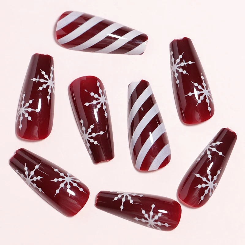 Festives Nageldesign-Set Karnz