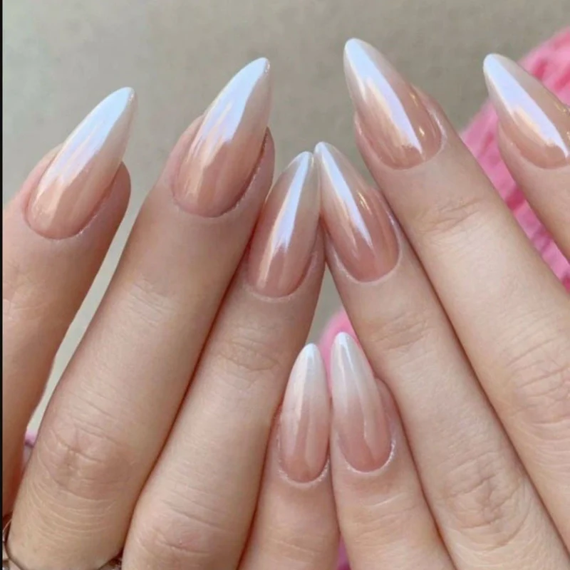 Elegante Stiletto Druck-Nagelverlängerungen Karnz