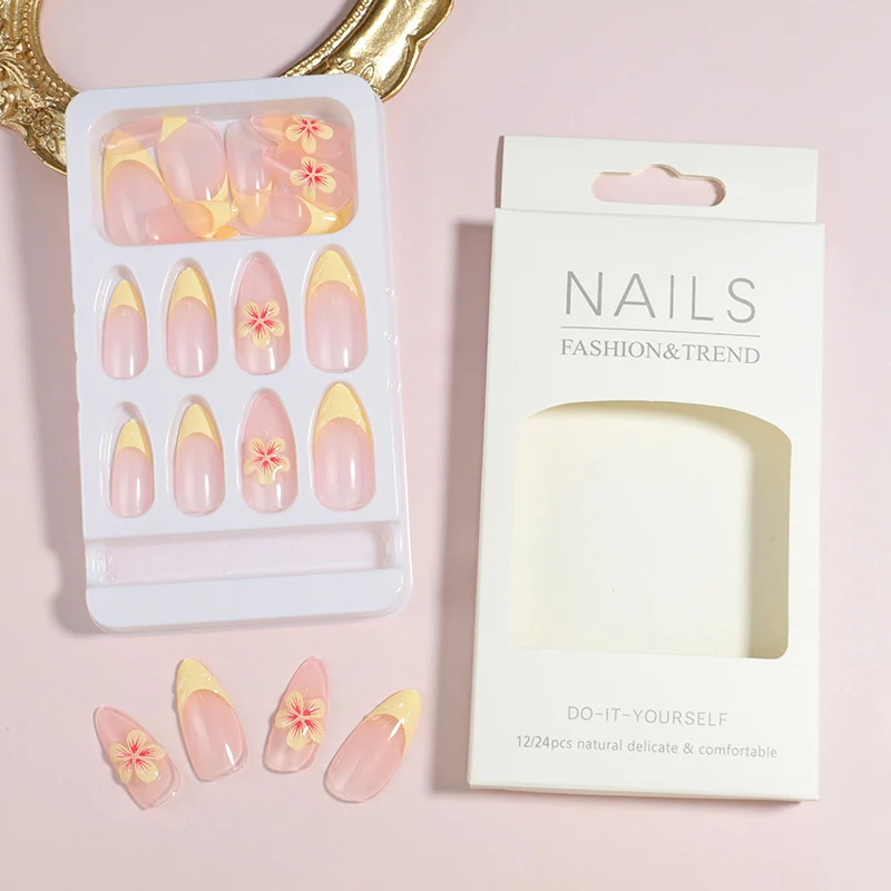 DIY Elegantes Aufklebenägel-Set Karnz