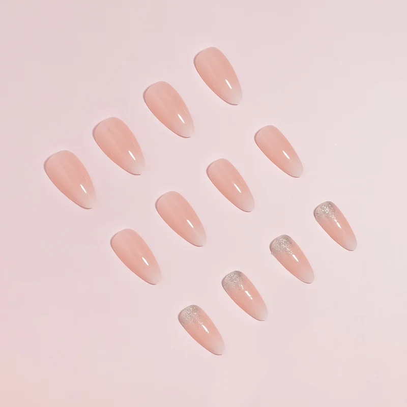DIY Zarte Nagelkunstset Karnz
