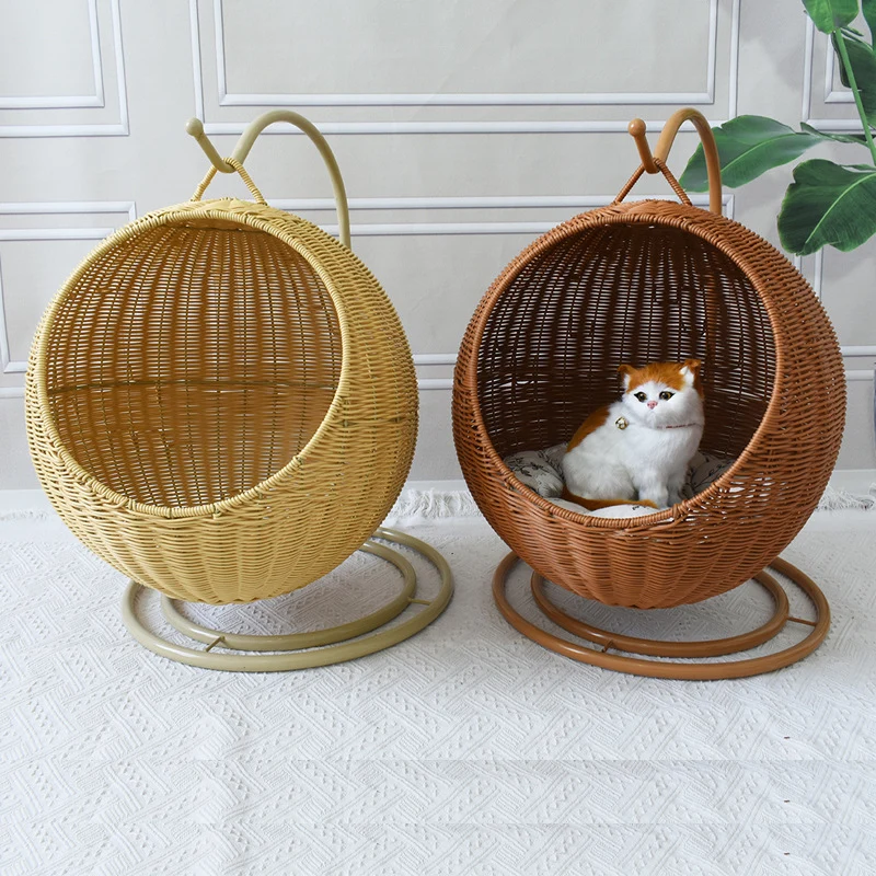 Hängender Rattan-Schaukelstuhl Karnz