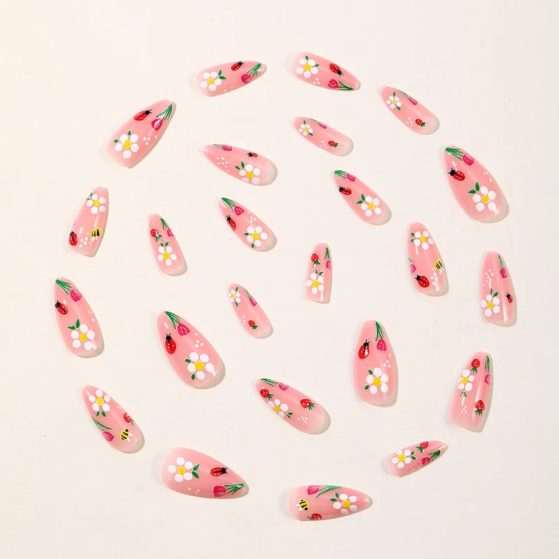 Blumenmuster Stiletto Nagelkunst Karnz