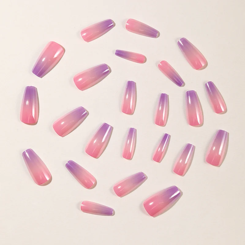 Glänzende Ombre Gel Nagelkunst Verlängerungen Karnz