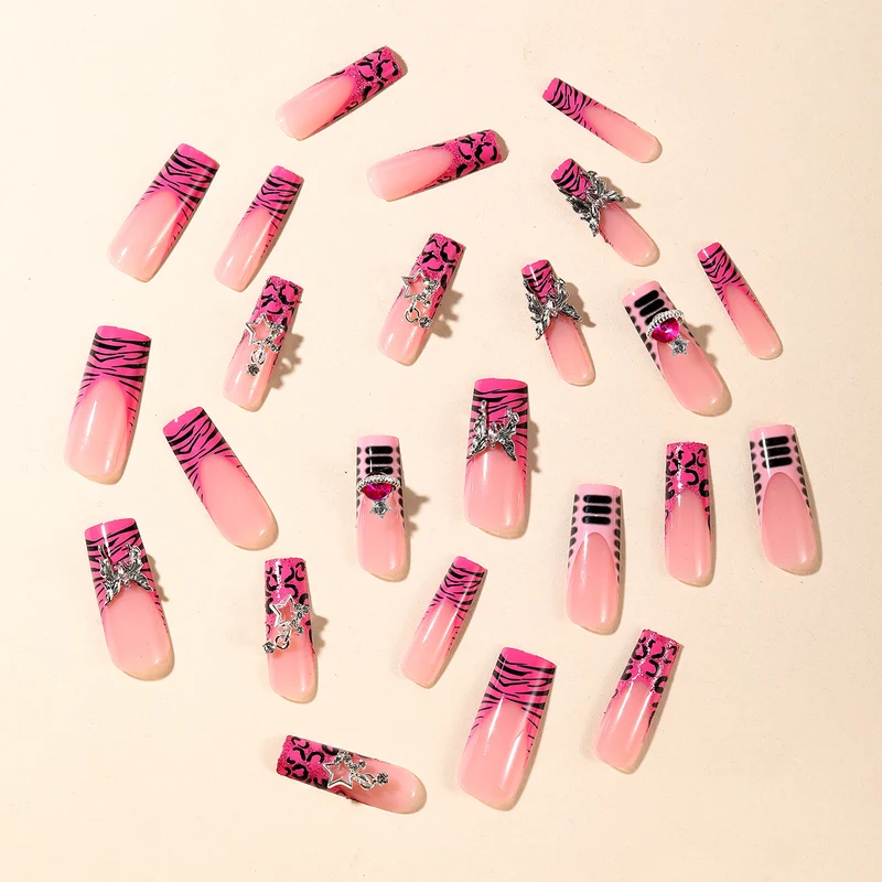 Glamorous 3D Glitter Nail Art Extensions Karnz