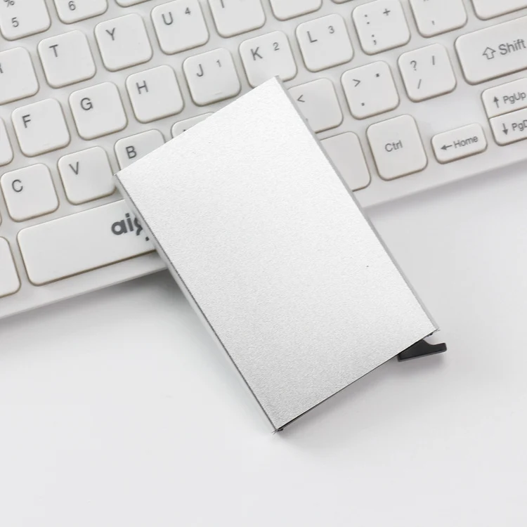 Premium Minimalist Visitenkartenhalter