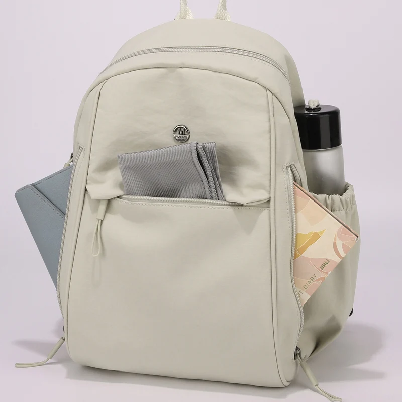 Multi-Taschen-Alltagsrucksack Karnz