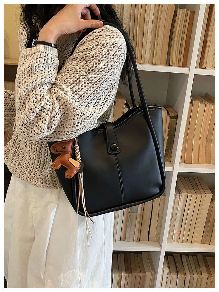 Chic Minimalist Tote Bag