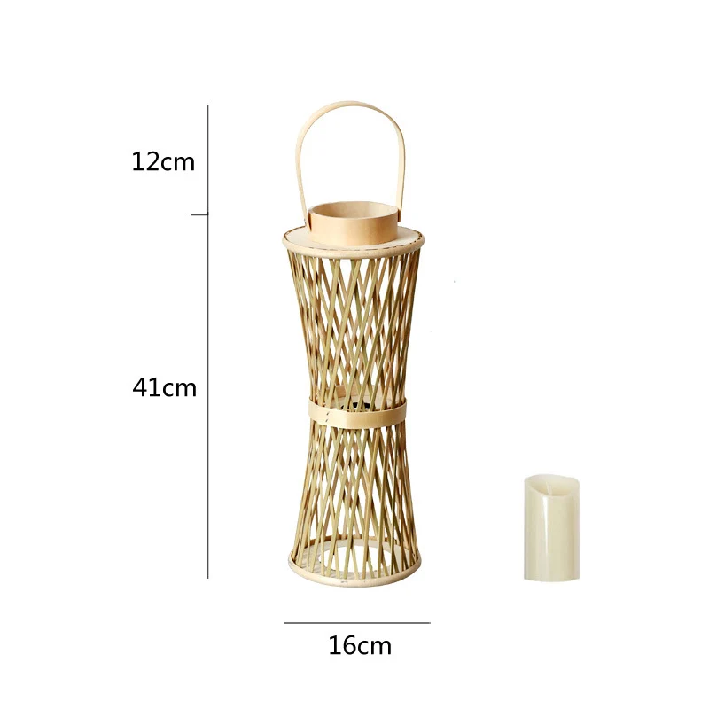 Elegante Laterne aus Rattan Karnz