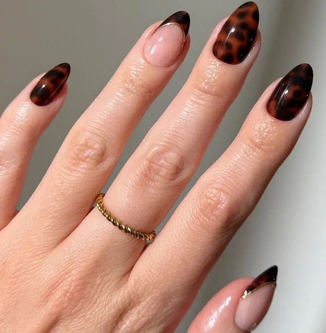 Künstlerisches Tierdruck Nagelkunstset Karnz