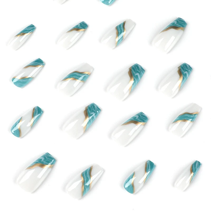 Künstlerische Acryl-Nagelverlängerungen Karnz
