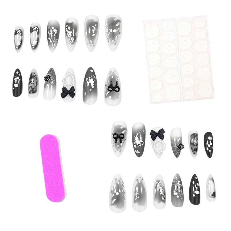 Künstlerisches 3D Nagelkunstdesign Karnz